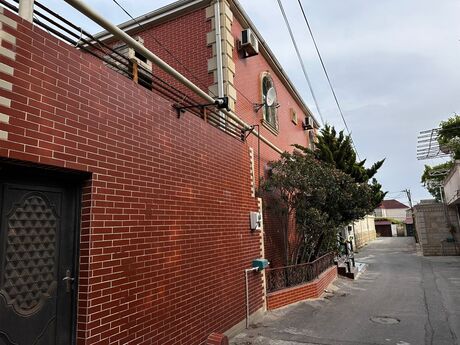 5 otaqlı həyət evi/bağ evi - Xalqlar Dostluğu m. - 180 m²