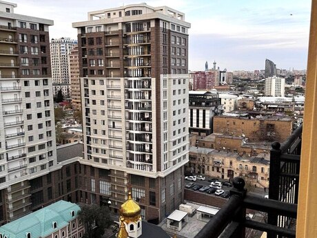 3 otaqlı mənzil, 100 m², 28 May: 280 000 ₼ 3