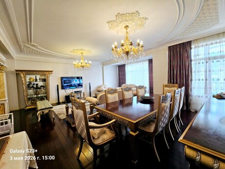 4 otaqlı yeni tikili - 28 May m. - 242 m²