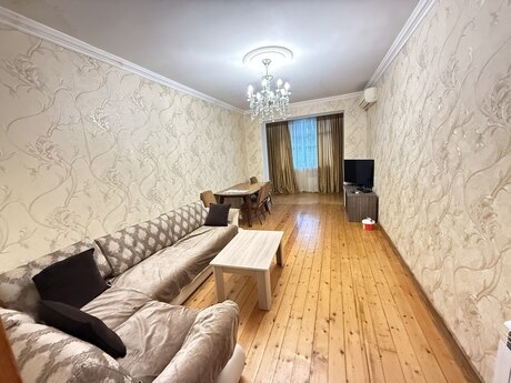 Elan №6100317 - Bakı, Xalqlar Dostluğu m., 2 otaqlı, 60 m², 1/5 mərtəbə