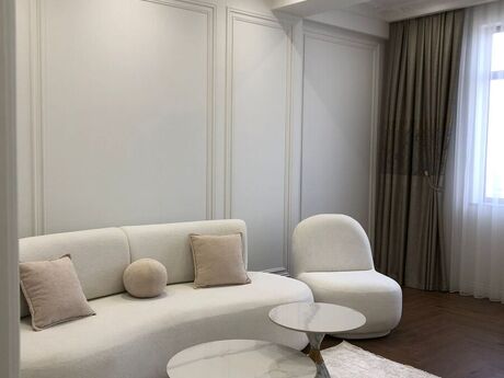 4 otaqlı yeni tikili - Memar Əcəmi m. - 140 m²