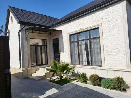 5 otaqlı həyət evi/bağ evi - Şüvəlan q. - 140 m²