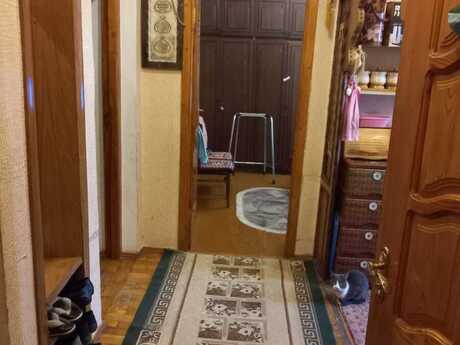 3 otaqlı köhnə tikili - Azadlıq Prospekti m. - 75 m²