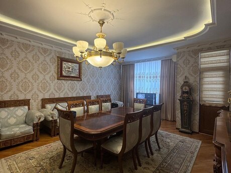 3 otaqlı köhnə tikili - Nərimanov r. - 147 m²
