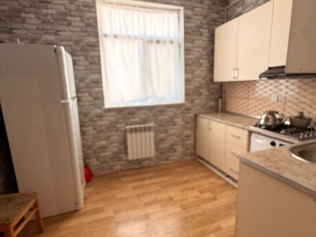 2-комн. вторичка - м. Ази Асланов - 58 м²