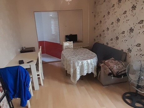 2 otaqlı köhnə tikili - Memar Əcəmi m. - 47 m²
