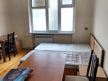 1 otaqlı köhnə tikili - Neftçilər m. - 42 m²