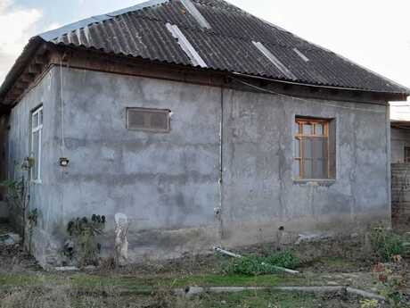 5 otaqlı həyət evi/bağ evi - Şəki - 100 m²