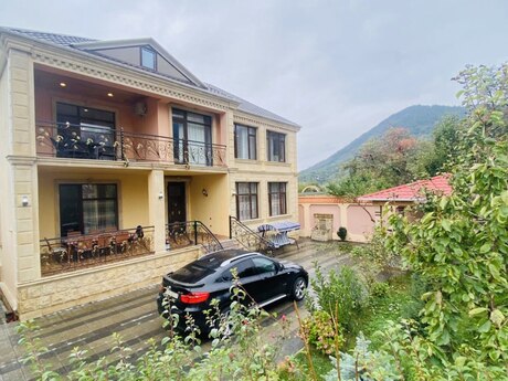 5 otaqlı həyət evi/bağ evi - Qəbələ - 300 m²