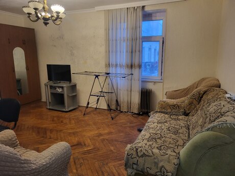 2 otaqlı köhnə tikili - Xətai r. - 44 m²