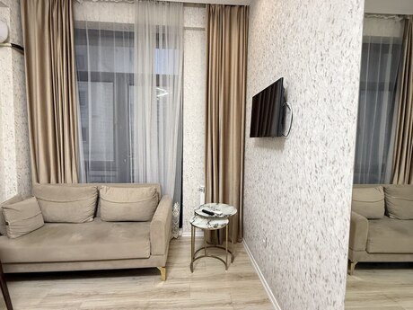 2 otaqlı yeni tikili - 8 Noyabr m. - 55 m²