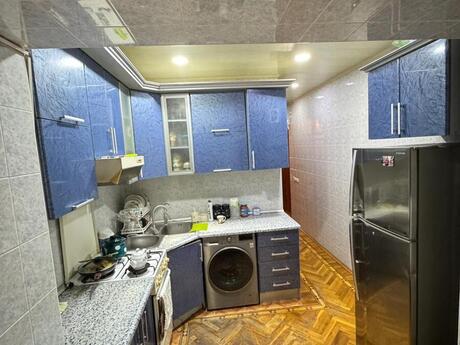5 otaqlı köhnə tikili - Azadlıq Prospekti m. - 125 m²