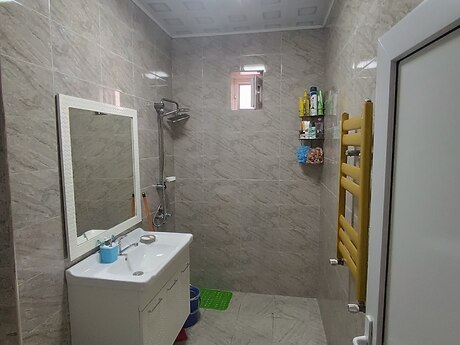 3 otaqlı həyət evi/bağ evi - Biləcəri q. - 75 m²