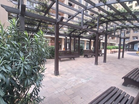 2 otaqlı yeni tikili - İnşaatçılar m. - 42 m²