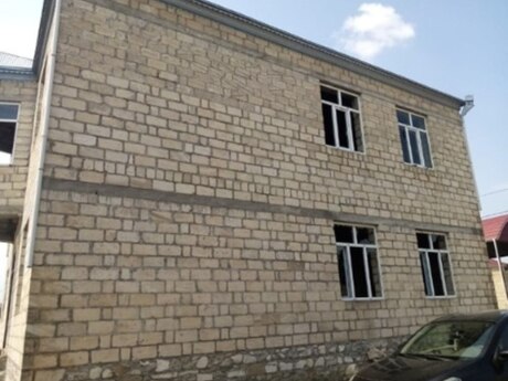 8 otaqlı həyət evi/bağ evi - Tovuz - 320 m²