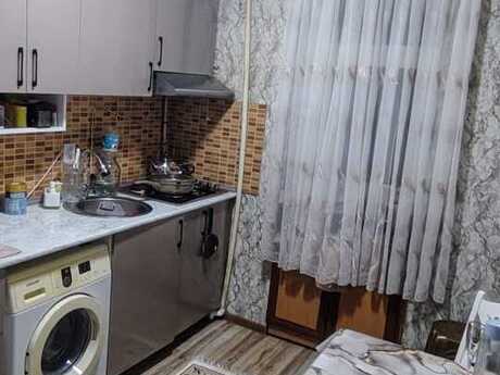 3 otaqlı köhnə tikili - Sumqayıt - 67 m²
