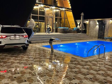4 otaqlı həyət evi/bağ evi - Qəbələ - 200 m²