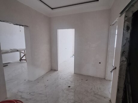 3 otaqlı yeni tikili - Ceyranbatan q. - 70 m²