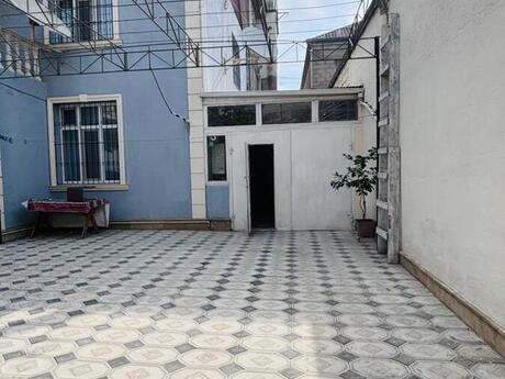5 otaqlı həyət evi/bağ evi - Köhnə Günəşli q. - 192 m²