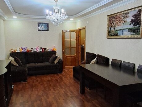 4 otaqlı köhnə tikili - Həzi Aslanov m. - 90 m²