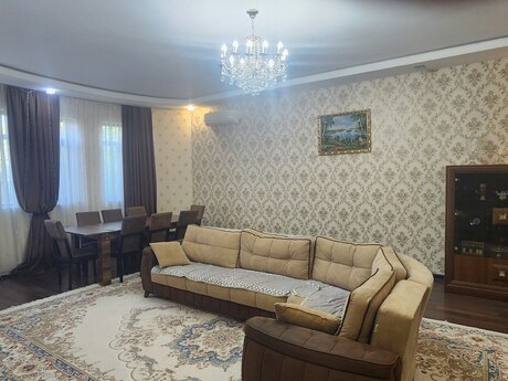 4 otaqlı həyət evi/bağ evi - Buzovna q. - 136 m²
