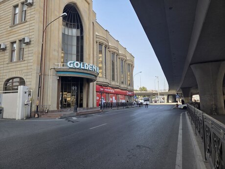 Obyekt - 8 Noyabr m. - 70 m²