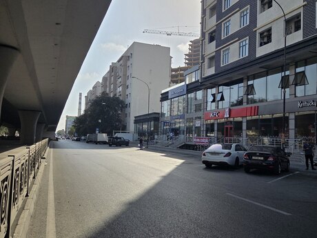 Obyekt - 8 Noyabr m. - 70 m²