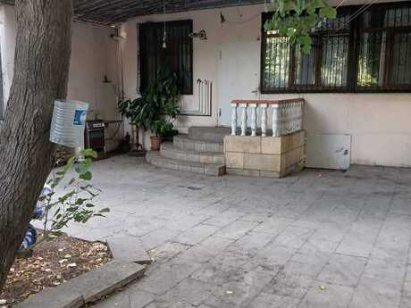 5 otaqlı köhnə tikili - Xalqlar Dostluğu m. - 120 m²