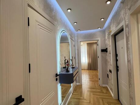 3 otaqlı köhnə tikili - Xalqlar Dostluğu m. - 65 m²