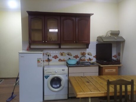 Həyət evi/Bağ evi - 20-ci sahə q. - 130 m²