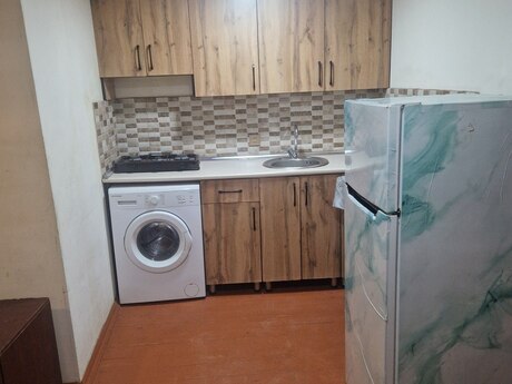 1 otaqlı həyət evi/bağ evi - Hövsan q. - 55 m²