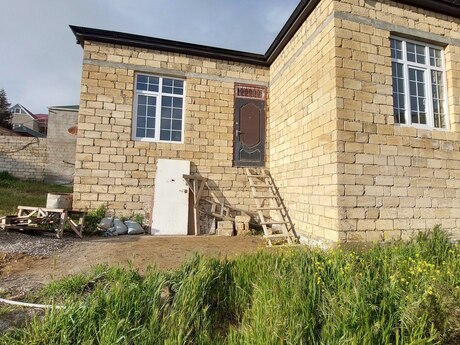 3 otaqlı həyət evi/bağ evi - Badamdar q. - 100 m²