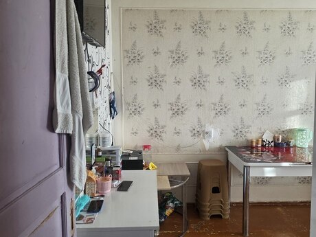 4 otaqlı köhnə tikili - Hövsan q. - 85 m²