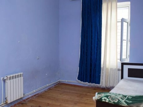 3 otaqlı həyət evi/bağ evi - Bakıxanov q. - 100 m²