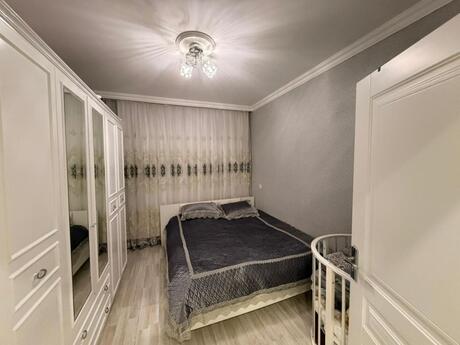 2 otaqlı köhnə tikili - Massiv D q. - 60 m²