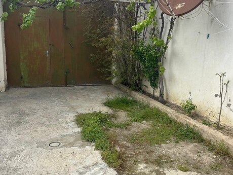 4 otaqlı həyət evi/bağ evi - Binəqədi q. - 85 m²