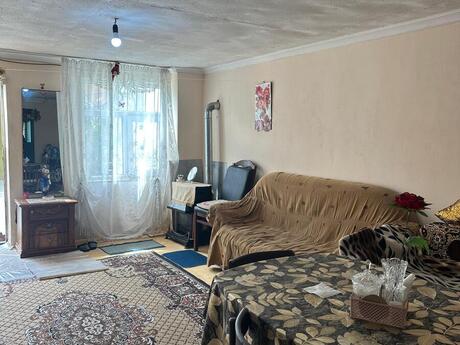 4 otaqlı həyət evi/bağ evi - Binəqədi q. - 85 m²