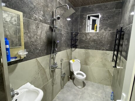3 otaqlı həyət evi/bağ evi - Binə q. - 100 m²