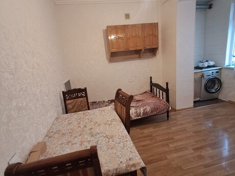 2 otaqlı köhnə tikili - Qaraçuxur q. - 43 m²