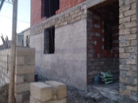 7 otaqlı həyət evi/bağ evi - Savalan q. - 240 m²