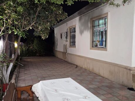 5 otaqlı həyət evi/bağ evi - Mehdiabad q. - 132 m²
