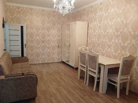 2 otaqlı köhnə tikili - Azadlıq Prospekti m. - 40 m²