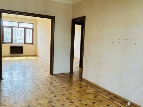 3 otaqlı köhnə tikili - Gənclik m. - 70 m²