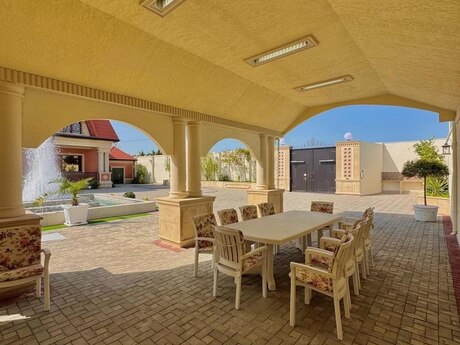 5 otaqlı həyət evi/bağ evi - Albalılıq q. - 300 m²