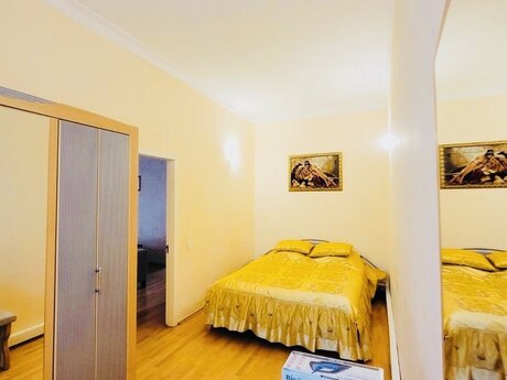 2 otaqlı köhnə tikili - Sahil m. - 60 m²