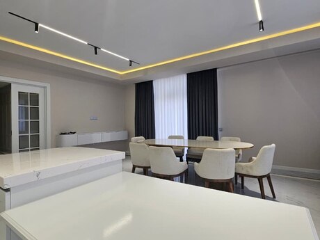 4 otaqlı yeni tikili - Bayıl q. - 178 m²