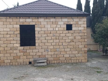 2 otaqlı həyət evi/bağ evi - Saray q. - 60 m²