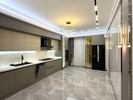 4 otaqlı yeni tikili - Nəsimi r. - 245 m²