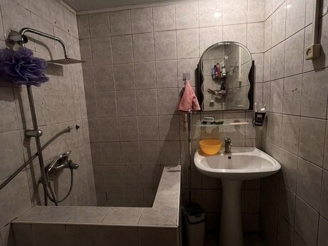 4 otaqlı yeni tikili - Nəriman Nərimanov m. - 100 m²