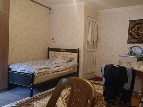 1 otaqlı həyət evi/bağ evi - Nizami m. - 24 m²